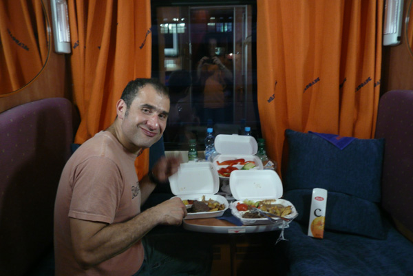 Philippe Teboul dans un train en Russie (2009)